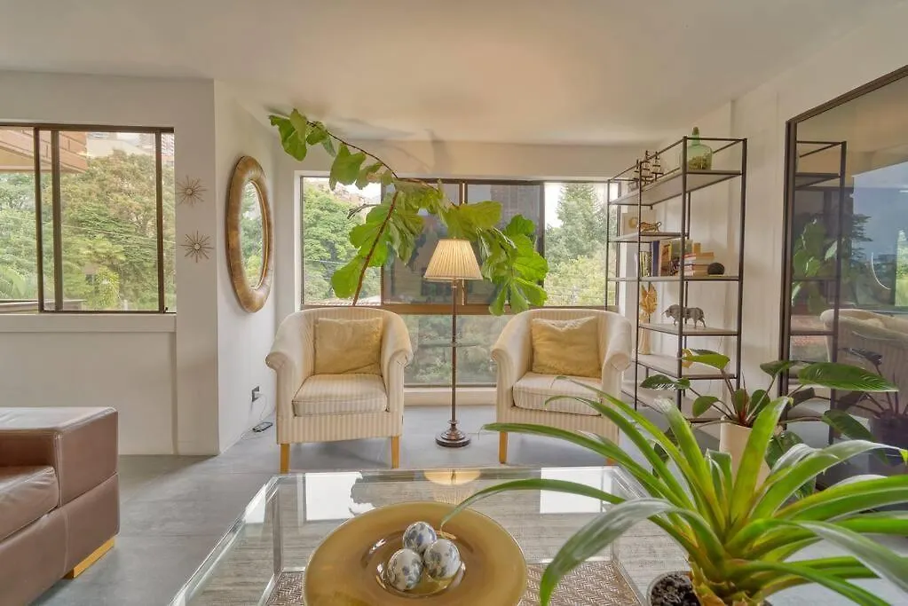 Apartamento Hidden Gem Of Poblado! Location & Tranquillity Top Medellín