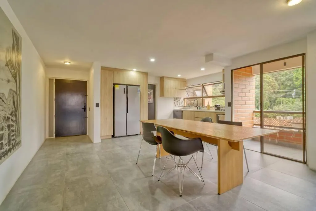 Apartamento Hidden Gem Of Poblado! Location & Tranquillity Top Medellín Colombia